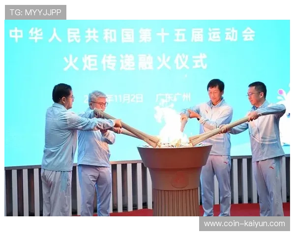 全运会拳击场馆科技赋能运行,志愿者贴心服务获代表团感谢 全运会拳击场馆科技赋能运行,志愿者贴心服务获代表团感谢